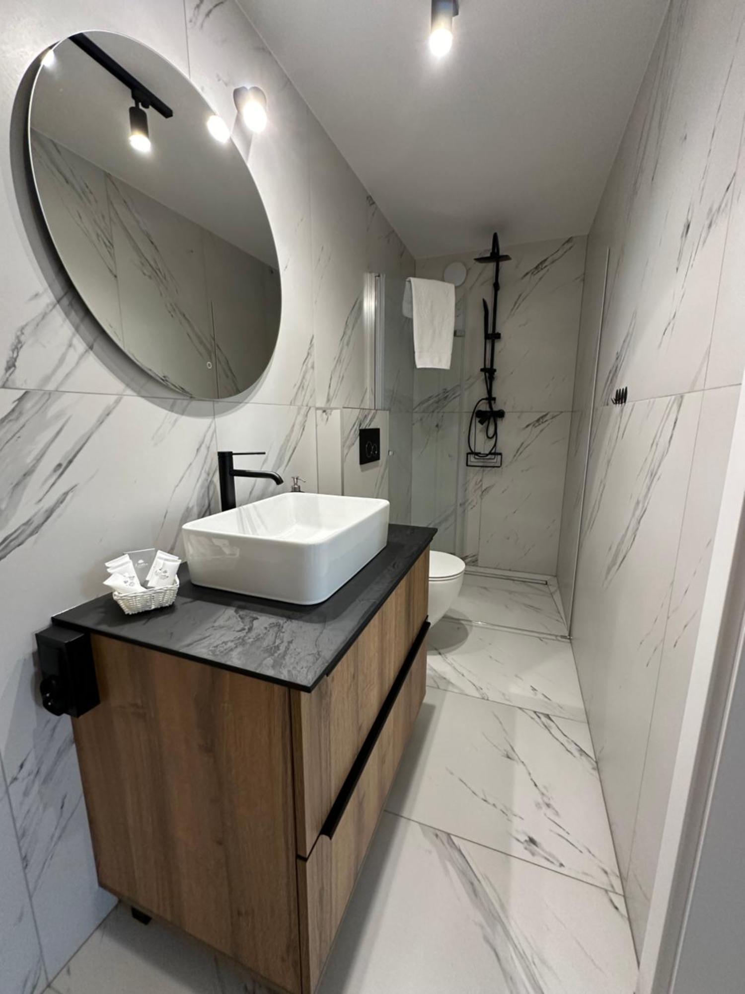 Apartamenty Ceramiczna Boleslawiec  Ngoại thất bức ảnh